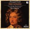 descargar álbum Arcangelo Corelli, Simon Standage, Micaela Comberti, Anthony Pleeth, Nigel North, Trevor Pinnock - Trio Sonatas