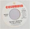 escuchar en línea Delaney Bramlett - Are You A Beatle Or A Rolling Stone